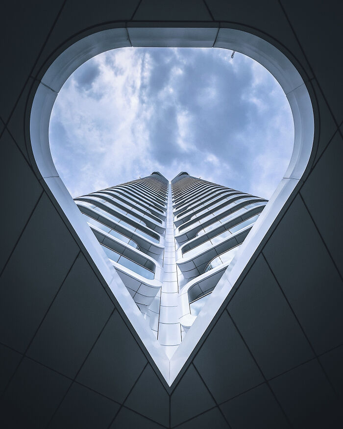 48 Symmetrical Architecture Shots By Photographer Max Vassiades