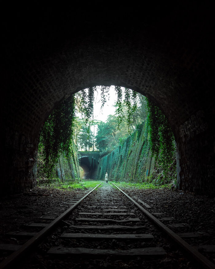 48 Symmetrical Architecture Shots By Photographer Max Vassiades
