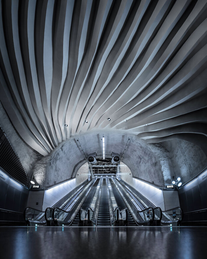 48 Symmetrical Architecture Shots By Photographer Max Vassiades