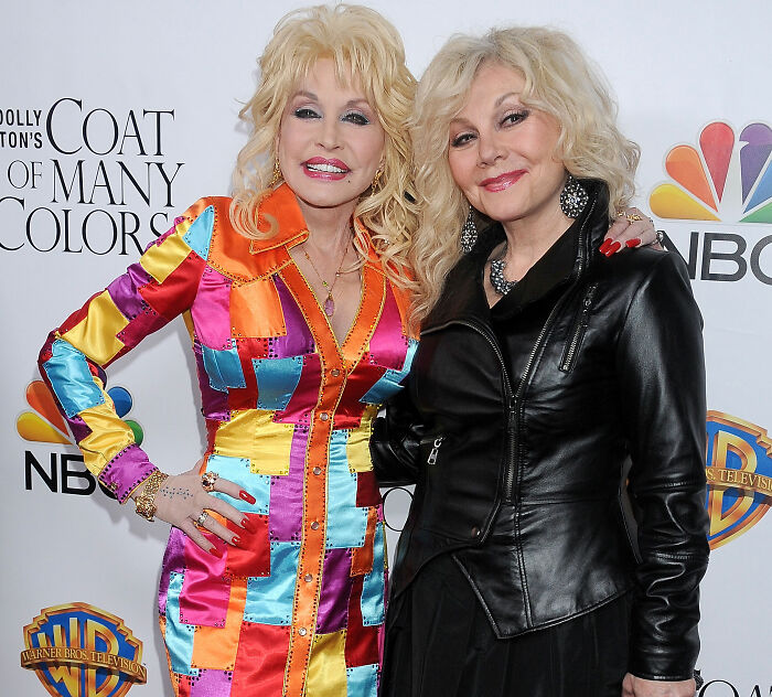 Dolly Parton’s Nephew, Who Announced Her Passing To The World, Left “Dismayed” After Being Fired Dolly Parton’s Nephew, Who Announced Her Passing To The World, Left “Dismayed” After Being Fired