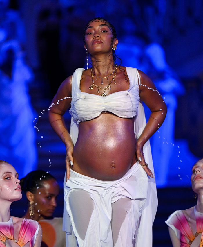 Pregnant Star Faces Mounting Backlash Over Bizarre Runway Appearance Featuring Gushing Liquid Pregnant Star Faces Mounting Backlash Over Bizarre Runway Appearance Featuring Gushing Liquid