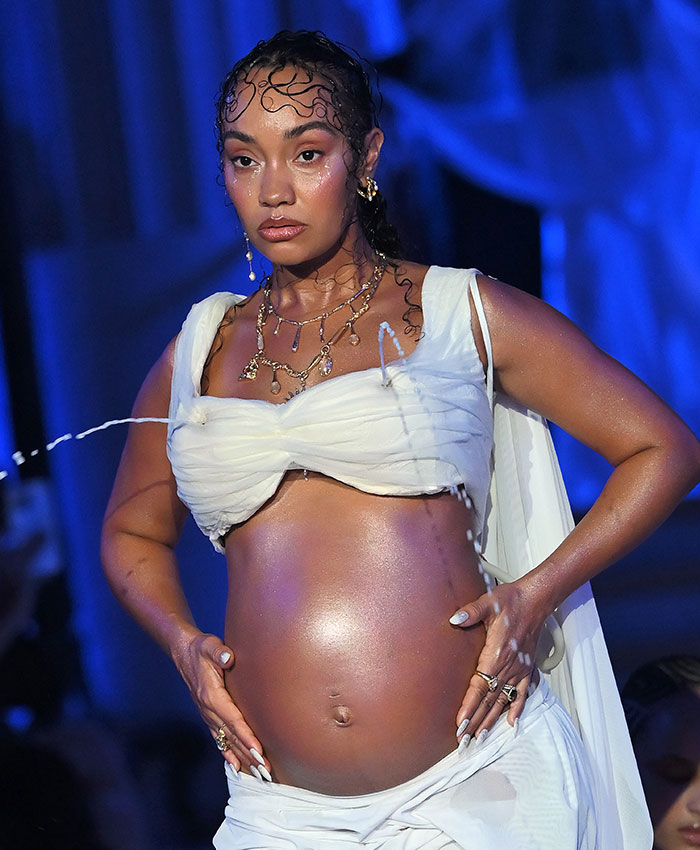 Pregnant Star Faces Mounting Backlash Over Bizarre Runway Appearance Featuring Gushing Liquid Pregnant Star Faces Mounting Backlash Over Bizarre Runway Appearance Featuring Gushing Liquid