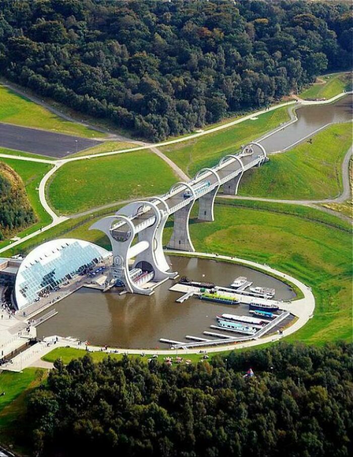 62 Fantastic Examples Of Some Of The World’s Best Infrastructure (New Pics) 62 Fantastic Examples Of Some Of The World’s Best Infrastructure (New Pics)
