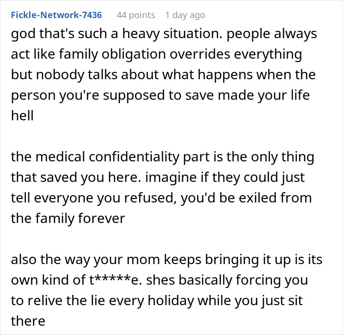 Siblings Asks Doctor To Lie To Family Because The Thought Of Donating Their Kidney Makes Them “Sick”
