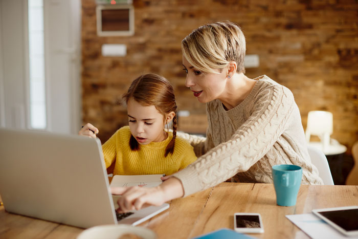 People Are Infuriated By This Boss Who Isn’t Even Aware He’s Discriminating Against A Childless Employee People Are Infuriated By This Boss Who Isn’t Even Aware He’s Discriminating Against A Childless Employee