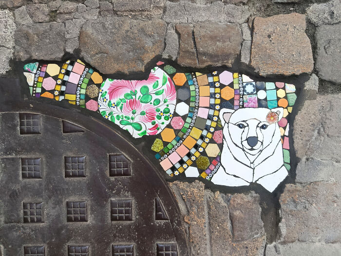 35 Damaged Sidewalks Transformed Into Captivating Art By Dijon-Based Artist 35 Damaged Sidewalks Transformed Into Captivating Art By Dijon-Based Artist