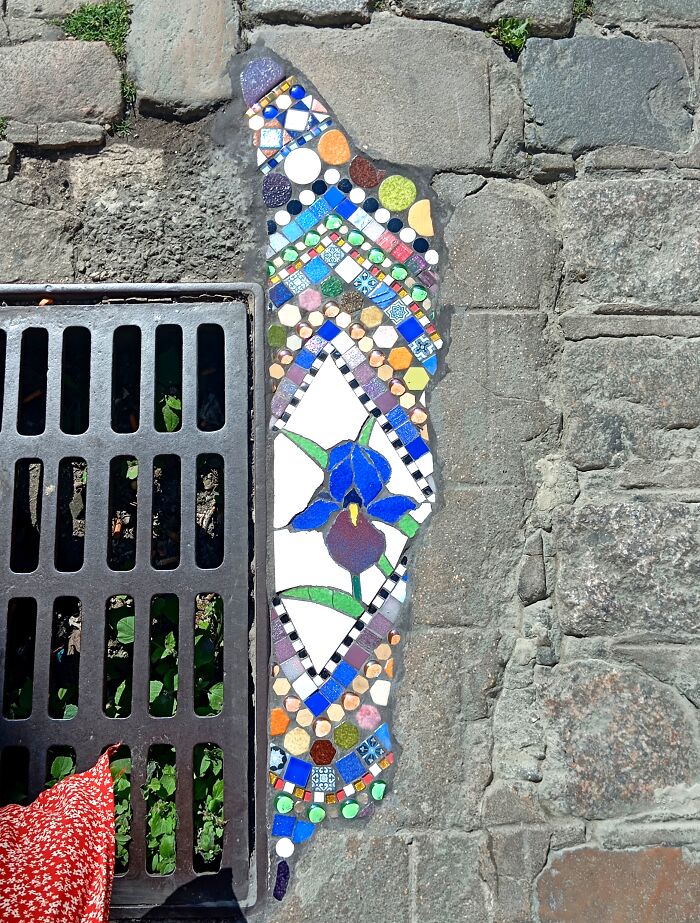 35 Damaged Sidewalks Transformed Into Captivating Art By Dijon-Based Artist 35 Damaged Sidewalks Transformed Into Captivating Art By Dijon-Based Artist