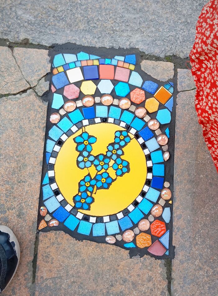 35 Damaged Sidewalks Transformed Into Captivating Art By Dijon-Based Artist 35 Damaged Sidewalks Transformed Into Captivating Art By Dijon-Based Artist