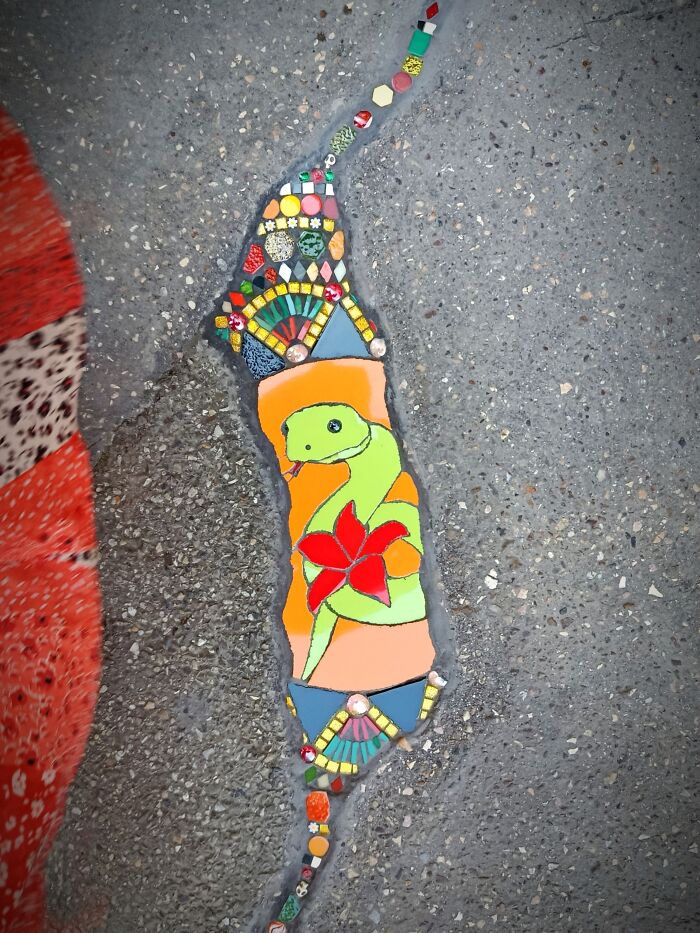 35 Damaged Sidewalks Transformed Into Captivating Art By Dijon-Based Artist 35 Damaged Sidewalks Transformed Into Captivating Art By Dijon-Based Artist