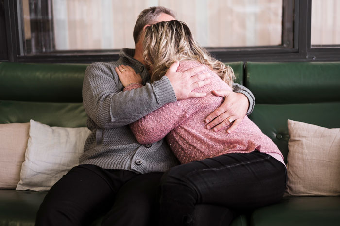 Influencer Opens Up About Severe Pain Following Surgery, Then Her Story Takes A Tragic Turn Influencer Opens Up About Severe Pain Following Surgery, Then Her Story Takes A Tragic Turn
