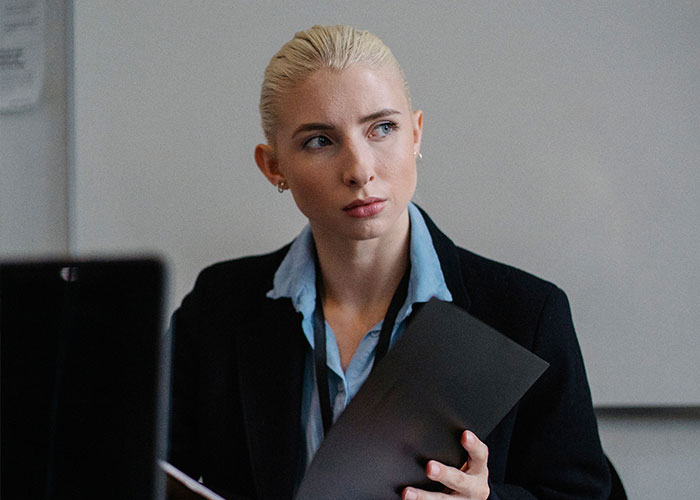 Woman Finally Takes Revenge Against Creepy Male Coworkers After HR Does Nothing