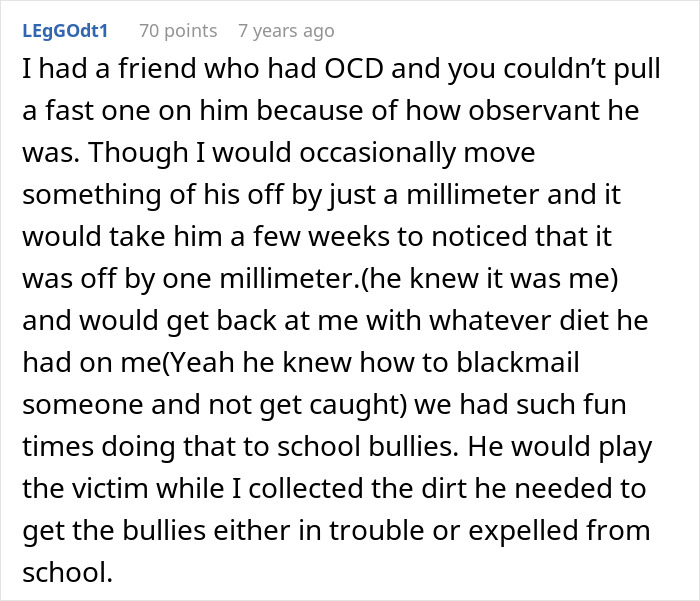 Teen Keeps Losing PS Games To A Mystery Thief, Sets A Trap That Leaves His Friend Paying For 4 Years Teen Keeps Losing PS Games To A Mystery Thief, Sets A Trap That Leaves His Friend Paying For 4 Years