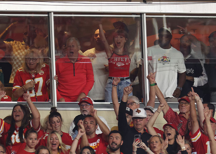 Travis Kelce And Taylor Swift Face Renewed Backlash Over Her ‘That’s My Husband’ Moment, As He Finally Speaks Out Travis Kelce And Taylor Swift Face Renewed Backlash Over Her ‘That’s My Husband’ Moment, As He Finally Speaks Out