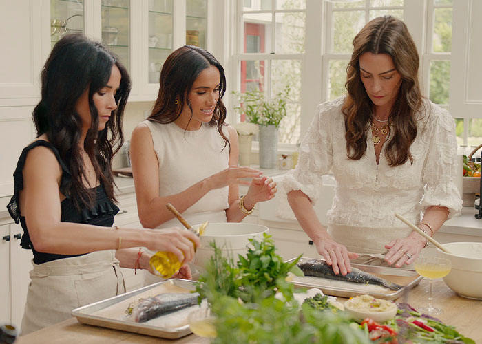 ‘Hypocrites’ Meghan Markle And Prince Harry Face Scrutiny After BFF’s Rare Glimpse Inside Their New UK Life ‘Hypocrites’ Meghan Markle And Prince Harry Face Scrutiny After BFF’s Rare Glimpse Inside Their New UK Life