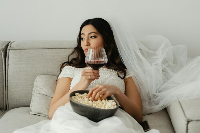“The Cow Got Out!”: 57 Times Weddings Served Up Much More Than Romance And Rings “The Cow Got Out!”: 57 Times Weddings Served Up Much More Than Romance And Rings