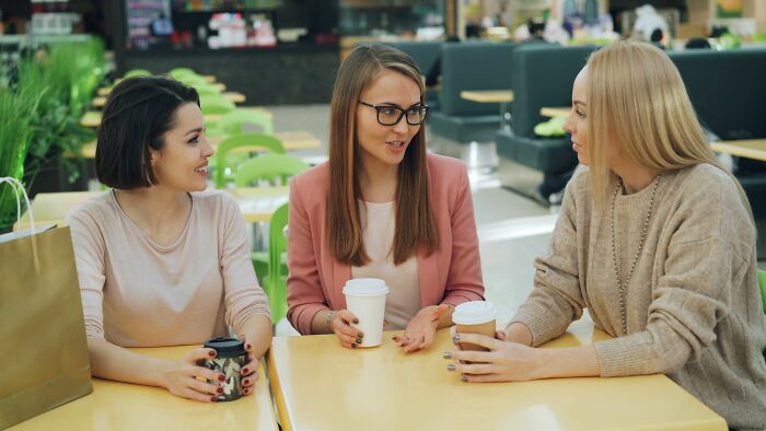 “She Just Kept Getting Younger”: 63 Ridiculous Lies People Thought They Could Get Away With “She Just Kept Getting Younger”: 63 Ridiculous Lies People Thought They Could Get Away With