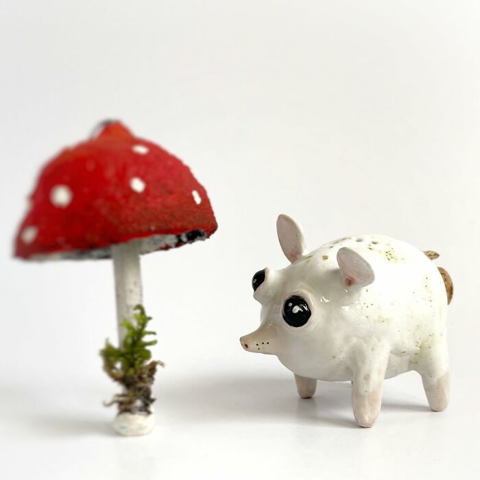 This Artist Creates Adorable Weird Ceramic Sculptures That Double As Home Decor (40 Pics)