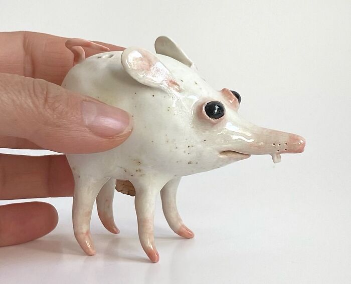 This Artist Creates Adorable Weird Ceramic Sculptures That Double As Home Decor (40 Pics)