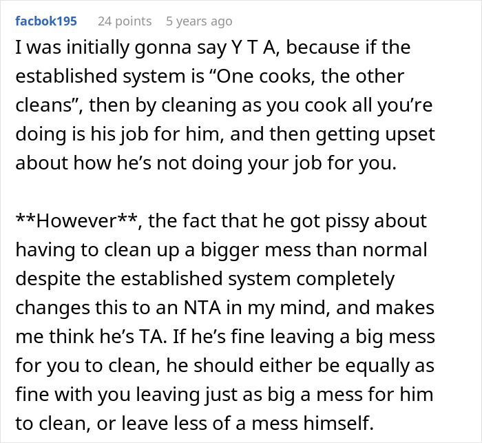 Woman Stops Cleaning As She Cooks To Prove A Point, Husband Still Doesn’t Get It Woman Stops Cleaning As She Cooks To Prove A Point, Husband Still Doesn’t Get It