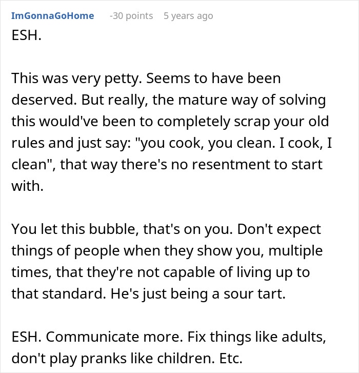 Woman Stops Cleaning As She Cooks To Prove A Point, Husband Still Doesn’t Get It Woman Stops Cleaning As She Cooks To Prove A Point, Husband Still Doesn’t Get It