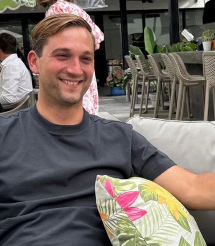 “Loser Behavior”: Woman Publicly Calls Out Man Over His Insulting First Comment After Matching On Hinge “Loser Behavior”: Woman Publicly Calls Out Man Over His Insulting First Comment After Matching On Hinge