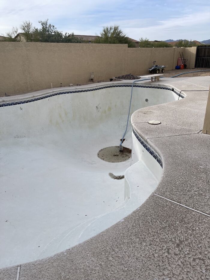 93 Hotel And Airbnb Fails That Might Make You Inspect Every Booking Photo Twice 93 Hotel And Airbnb Fails That Might Make You Inspect Every Booking Photo Twice