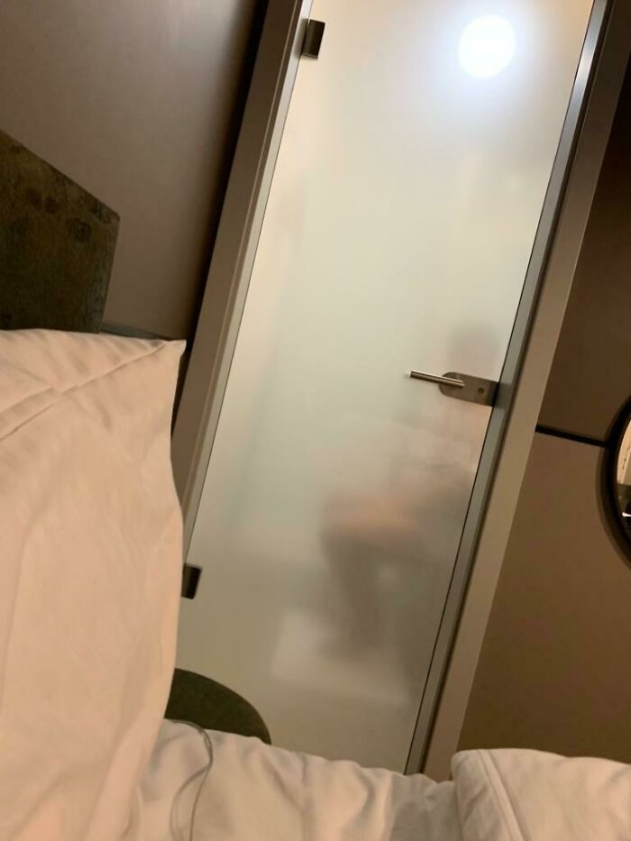 93 Hotel And Airbnb Fails That Might Make You Inspect Every Booking Photo Twice 93 Hotel And Airbnb Fails That Might Make You Inspect Every Booking Photo Twice