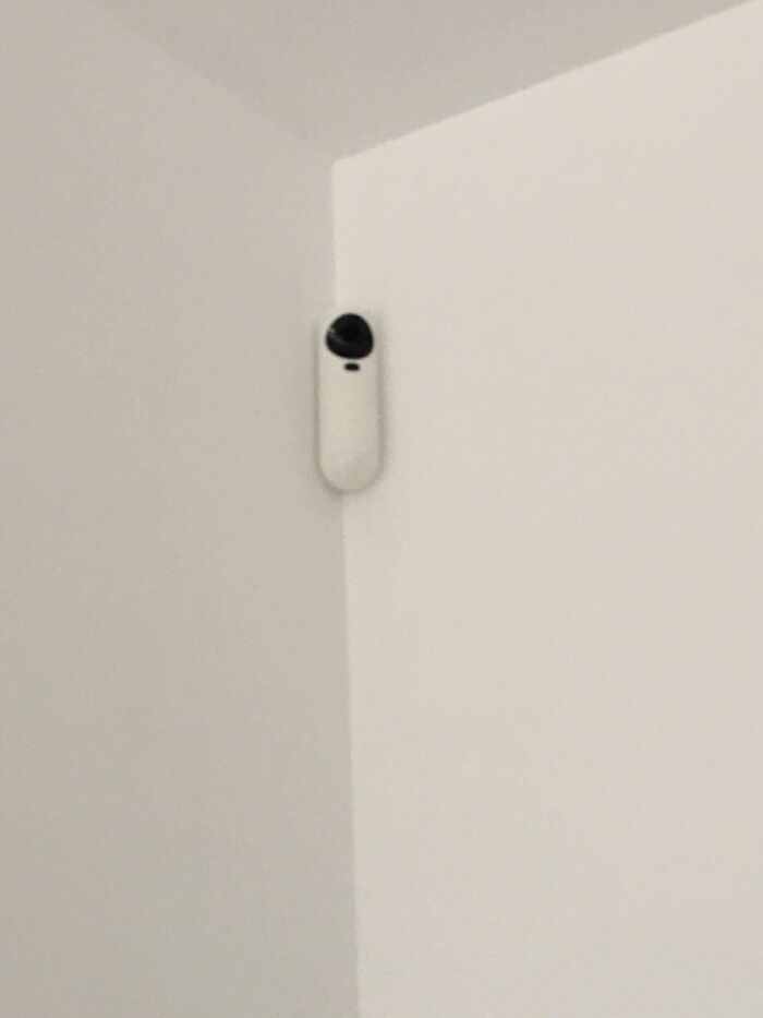 93 Hotel And Airbnb Fails That Might Make You Inspect Every Booking Photo Twice 93 Hotel And Airbnb Fails That Might Make You Inspect Every Booking Photo Twice
