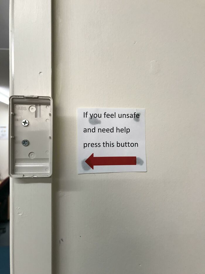124 Hilarious Fails From People Who Had Exactly One Job And Still Managed To Mess It Up Spectacularly 124 Hilarious Fails From People Who Had Exactly One Job And Still Managed To Mess It Up Spectacularly