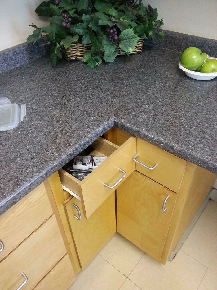 124 Hilarious Fails From People Who Had Exactly One Job And Still Managed To Mess It Up Spectacularly 124 Hilarious Fails From People Who Had Exactly One Job And Still Managed To Mess It Up Spectacularly