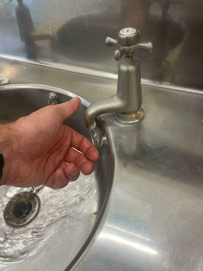124 Hilarious Fails From People Who Had Exactly One Job And Still Managed To Mess It Up Spectacularly 124 Hilarious Fails From People Who Had Exactly One Job And Still Managed To Mess It Up Spectacularly