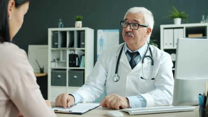 40 Women Share The Sexist Treatment They Received From Doctors Who Should Have Known Better 40 Women Share The Sexist Treatment They Received From Doctors Who Should Have Known Better