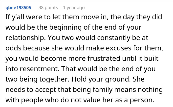 Guy Gets An Apartment So Girlfriend Can Escape Her Chaotic Family, She Almost Ruins Everything Guy Gets An Apartment So Girlfriend Can Escape Her Chaotic Family, She Almost Ruins Everything