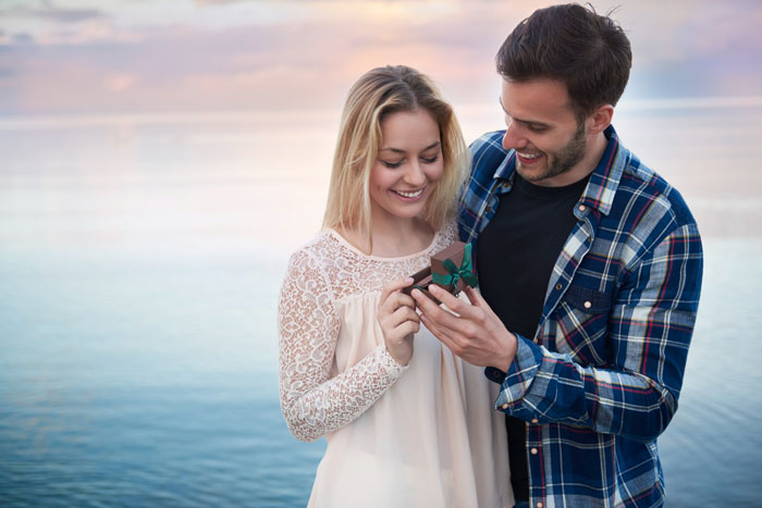 Woman Spends 5 Years Supporting Fiancé’s Martial Arts, Suddenly Demands He Quit And Trashes His Gear Woman Spends 5 Years Supporting Fiancé’s Martial Arts, Suddenly Demands He Quit And Trashes His Gear