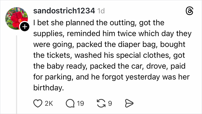 Giants Camera Catches Mom Doing Double Duty With A Baby And Food, Her Husband Just Gets Comfy Giants Camera Catches Mom Doing Double Duty With A Baby And Food, Her Husband Just Gets Comfy