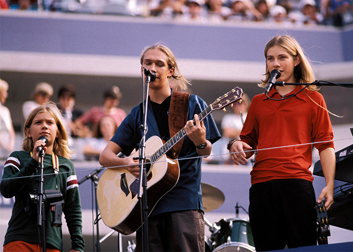 40YO Hanson Brothers Stun Fans With Wildly Different Life 3 Decades After Fame 40YO Hanson Brothers Stun Fans With Wildly Different Life 3 Decades After Fame