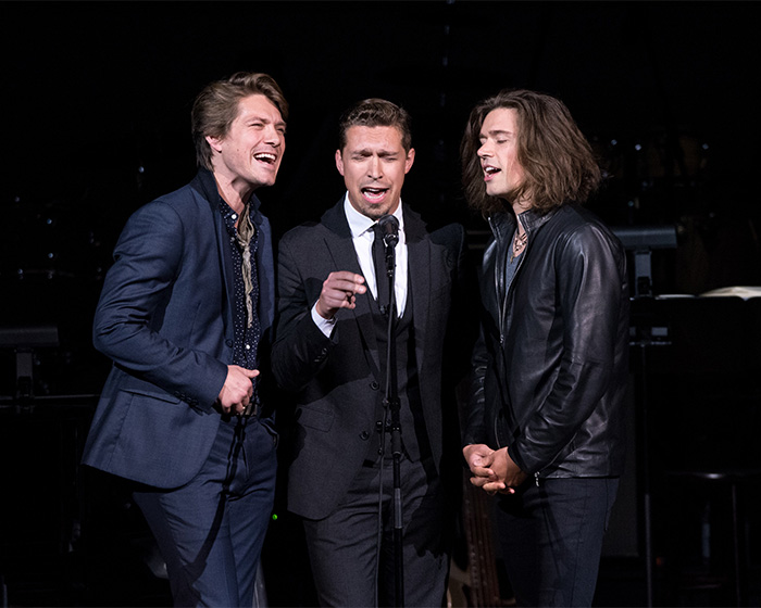 40YO Hanson Brothers Stun Fans With Wildly Different Life 3 Decades After Fame 40YO Hanson Brothers Stun Fans With Wildly Different Life 3 Decades After Fame