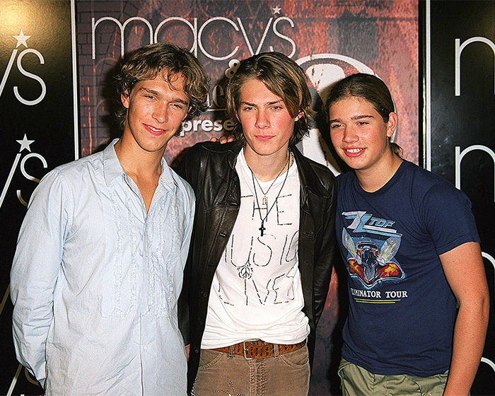 40YO Hanson Brothers Stun Fans With Wildly Different Life 3 Decades After Fame 40YO Hanson Brothers Stun Fans With Wildly Different Life 3 Decades After Fame