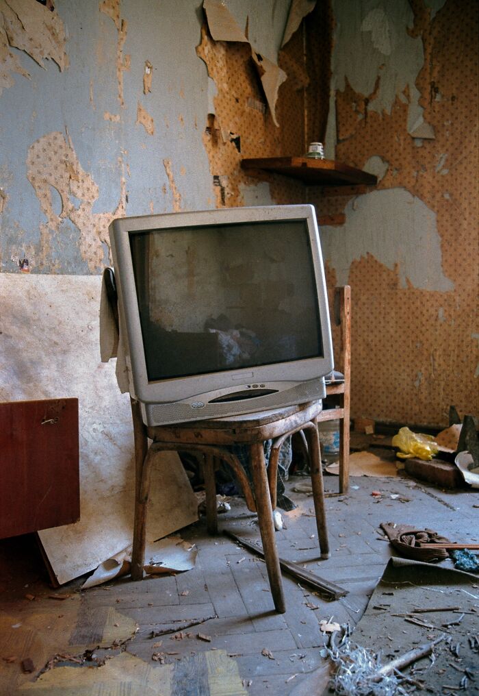 32 Stunning Winning Photos From The 2026 Analog Sparks International Film Photography Awards 32 Stunning Winning Photos From The 2026 Analog Sparks International Film Photography Awards