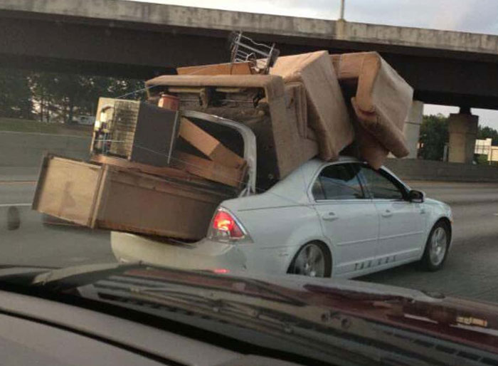 Moving Day Chaos Presented Perfectly In These 58 Pics Moving Day Chaos Presented Perfectly In These 58 Pics
