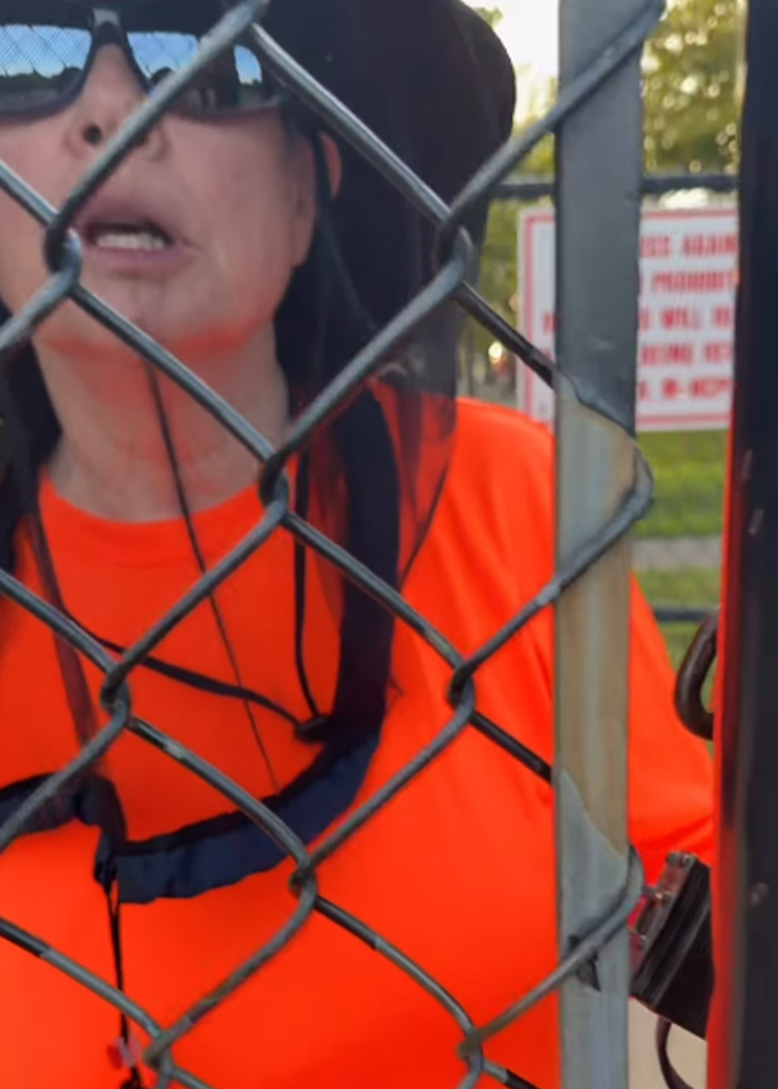 ‘Karen’ Sparks Furious Backlash After Cursing At And Trapping A Black Woman And Her Dog Behind A Field Gate ‘Karen’ Sparks Furious Backlash After Cursing At And Trapping A Black Woman And Her Dog Behind A Field Gate