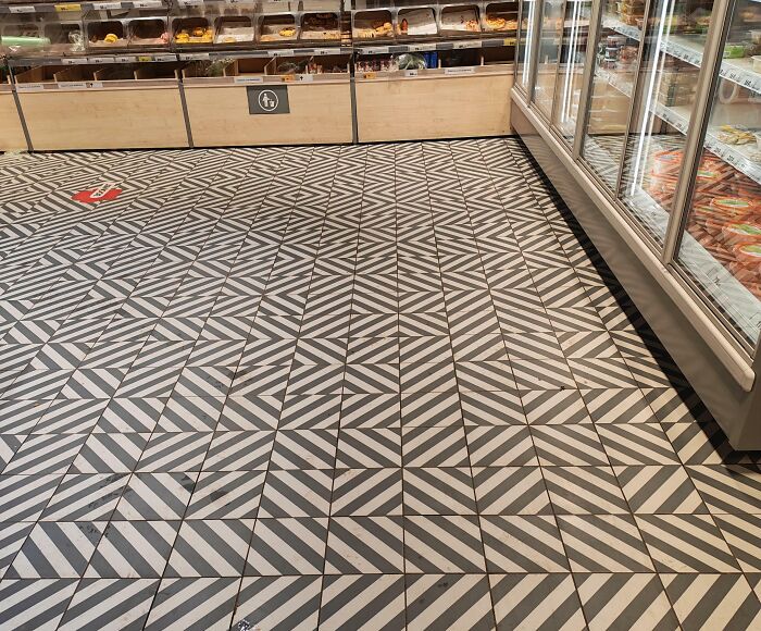 74 Ridiculous Design Choices That Turned Perfectly Useful Products Into Frustrating Messes 74 Ridiculous Design Choices That Turned Perfectly Useful Products Into Frustrating Messes