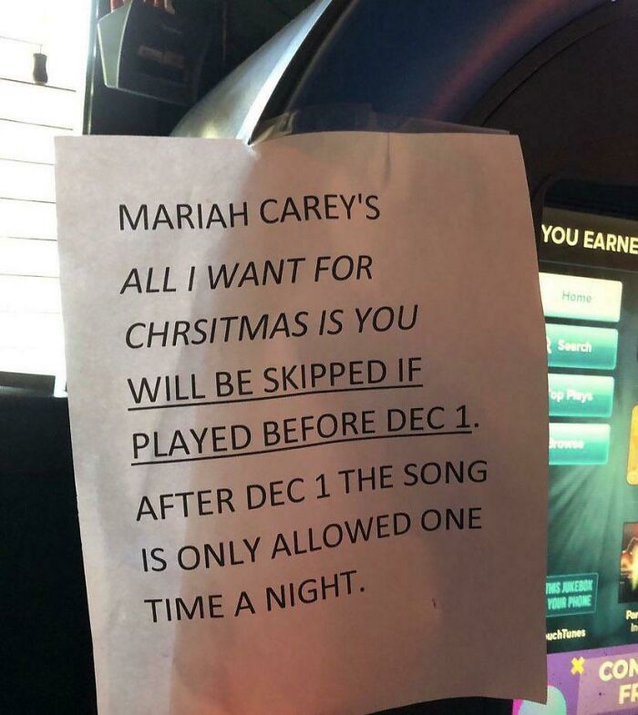 73 Hilarious And Unhinged Signs That Definitely Caught People’s Attention 73 Hilarious And Unhinged Signs That Definitely Caught People’s Attention