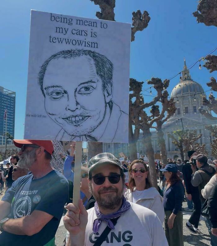 73 Hilarious And Unhinged Signs That Definitely Caught People’s Attention 73 Hilarious And Unhinged Signs That Definitely Caught People’s Attention