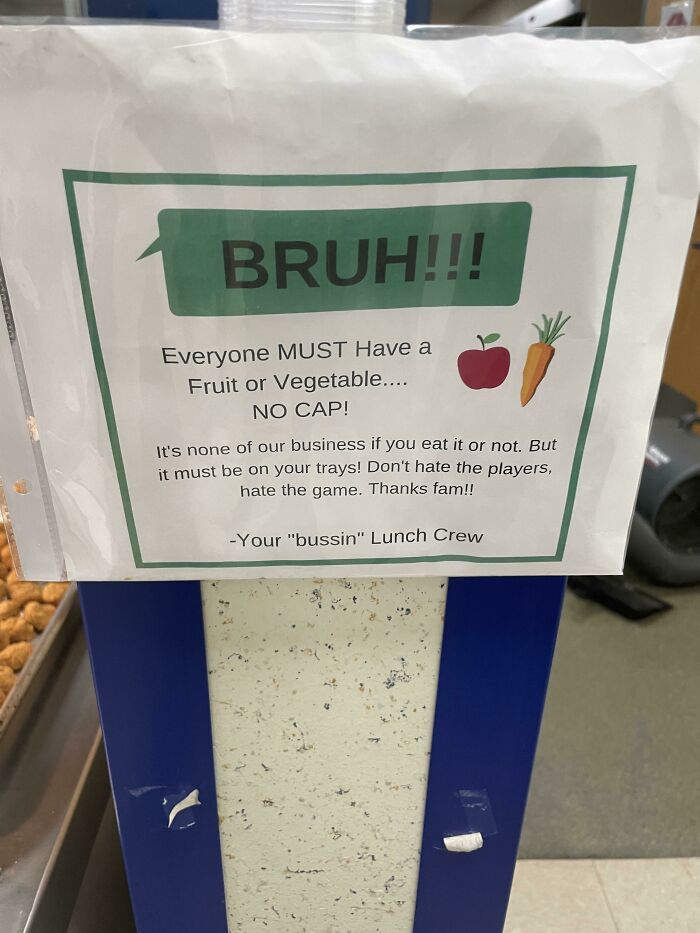 73 Hilarious And Unhinged Signs That Definitely Caught People’s Attention 73 Hilarious And Unhinged Signs That Definitely Caught People’s Attention