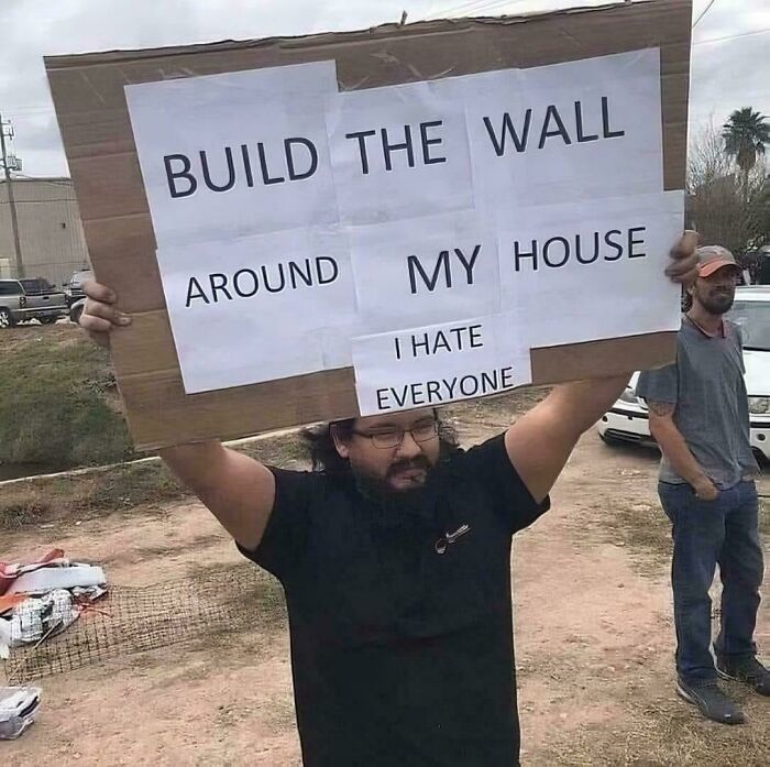 73 Hilarious And Unhinged Signs That Definitely Caught People’s Attention 73 Hilarious And Unhinged Signs That Definitely Caught People’s Attention