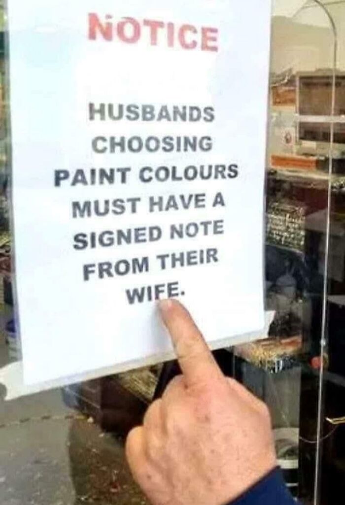 73 Hilarious And Unhinged Signs That Definitely Caught People’s Attention 73 Hilarious And Unhinged Signs That Definitely Caught People’s Attention