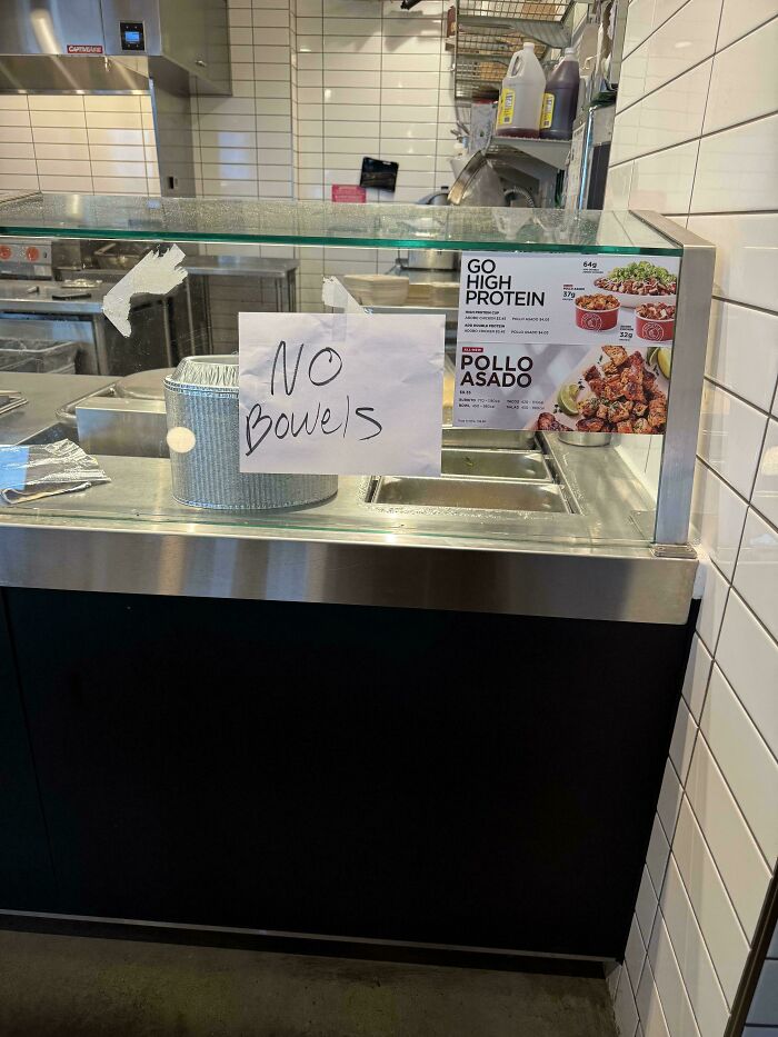 73 Hilarious And Unhinged Signs That Definitely Caught People’s Attention 73 Hilarious And Unhinged Signs That Definitely Caught People’s Attention