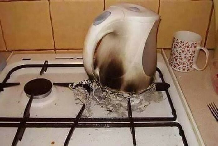 61 Times People Tried To Cook And Realized They Should Never Do That Again 61 Times People Tried To Cook And Realized They Should Never Do That Again