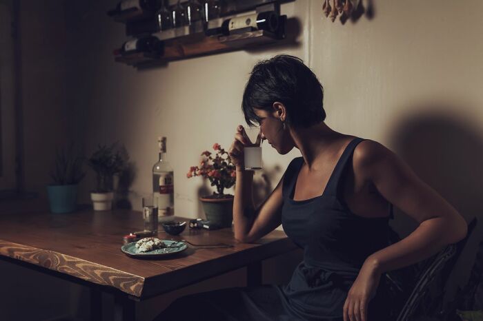 54 Folks Share The Reasons Their Families Cut Them Off, And Their Stories Are Truly Painful
